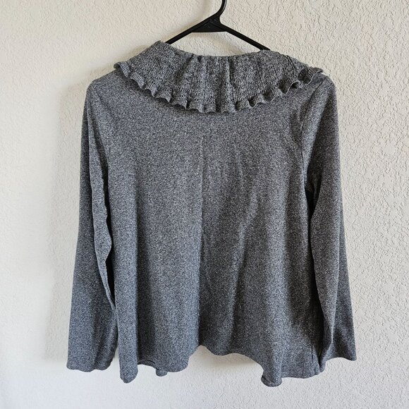 Rafaella Woman Size M Gray Cardigan Sweater With Ruffled Collar & Front Cottage - Picture 2 of 6